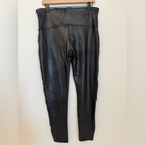 Spanx SPANXshape™ Faux Leather Leggings - Picture 5 of 8